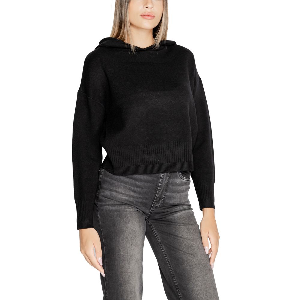 Vero Moda Black Viscose Tops & T-Shirt Vero Moda Black