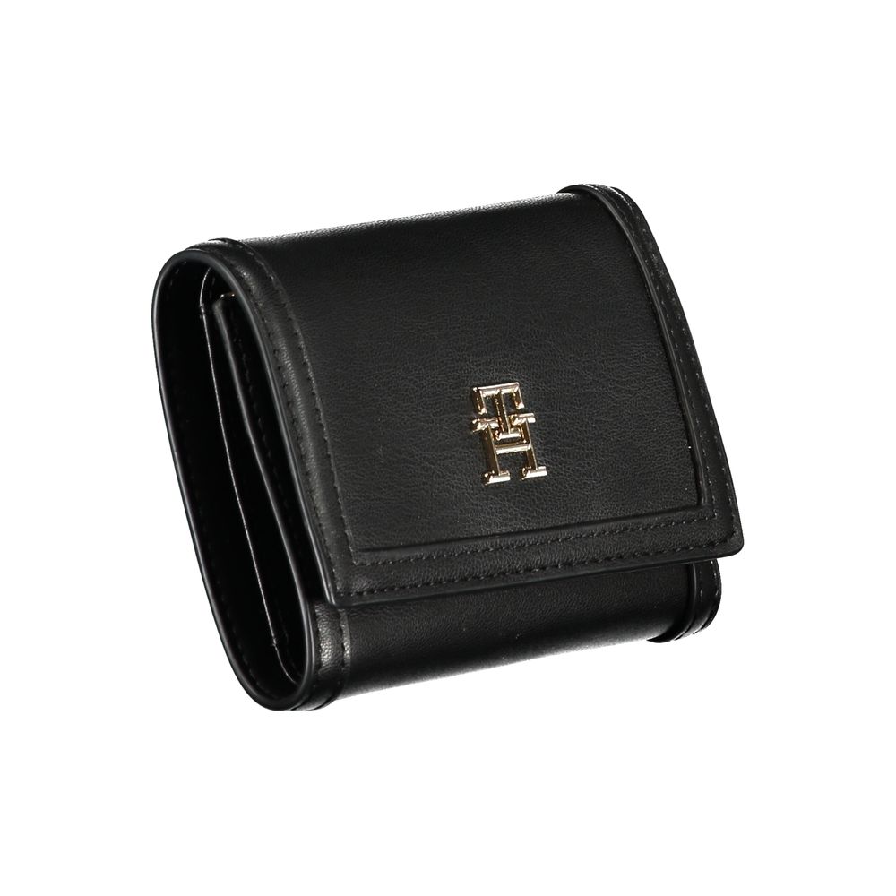 Tommy Hilfiger Black Polyethylene Wallet with logo, card slots, coin purse, zip and automatic closure, contrasting details