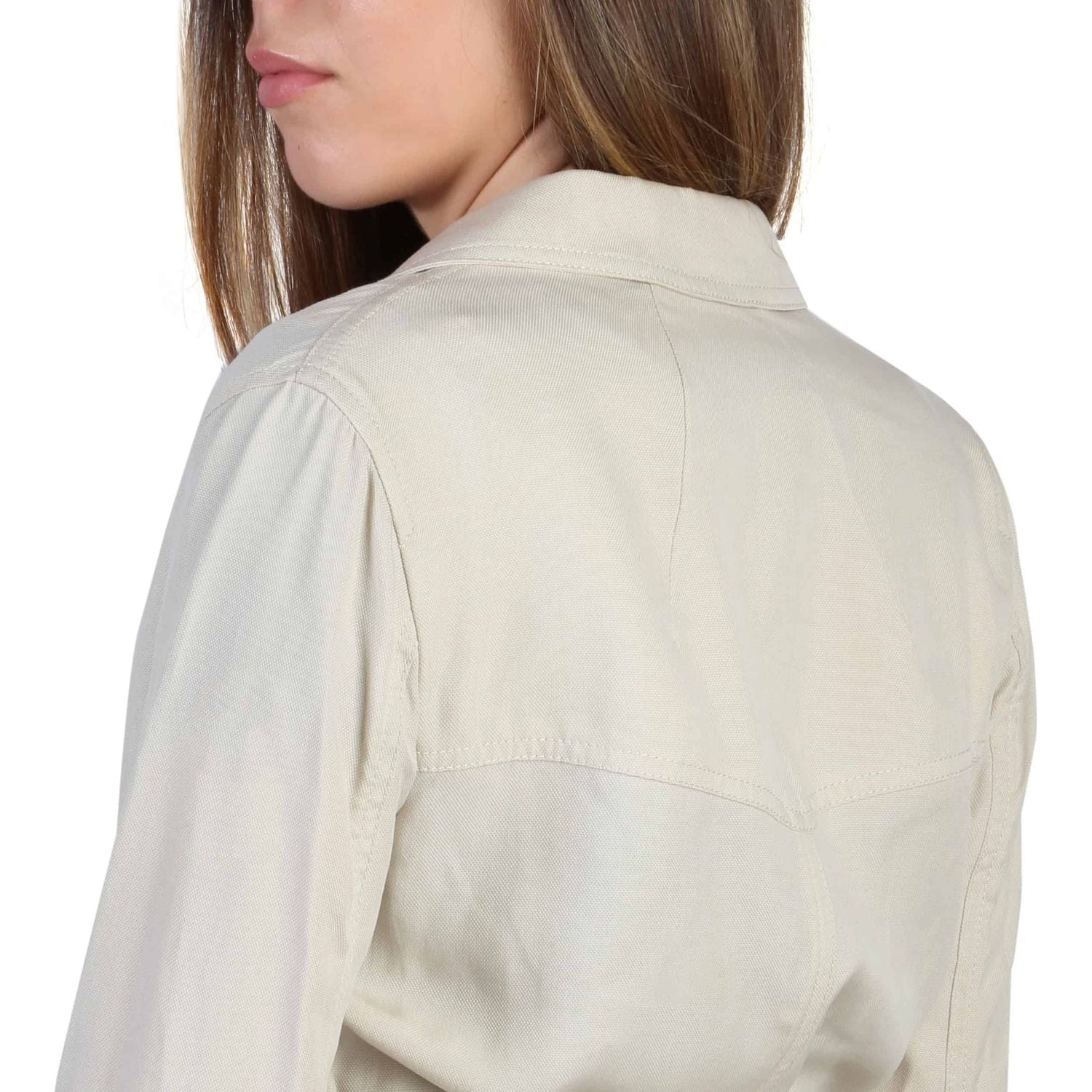 جاكيتات ارماني جينز