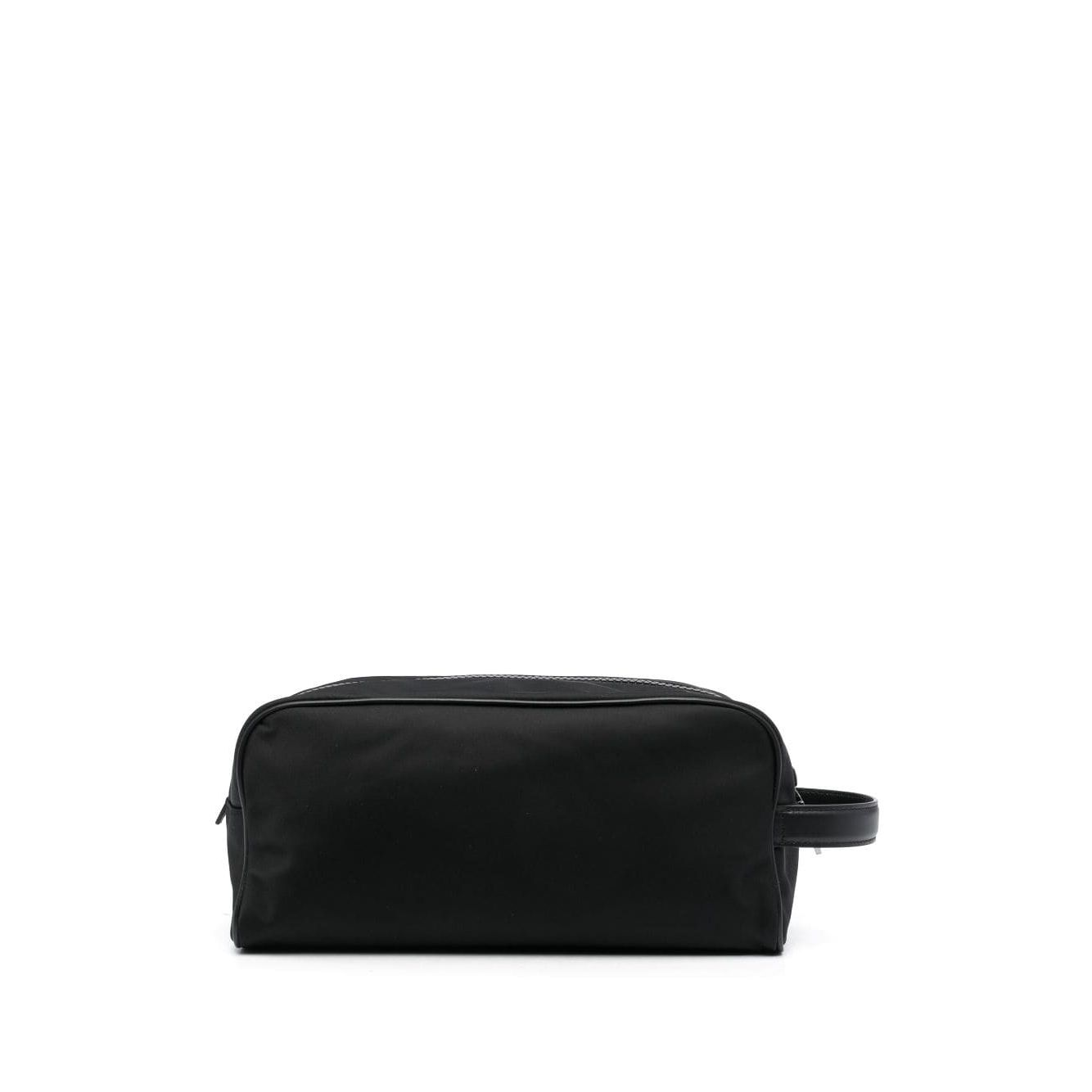 Front view with bag zipped and handles upright.