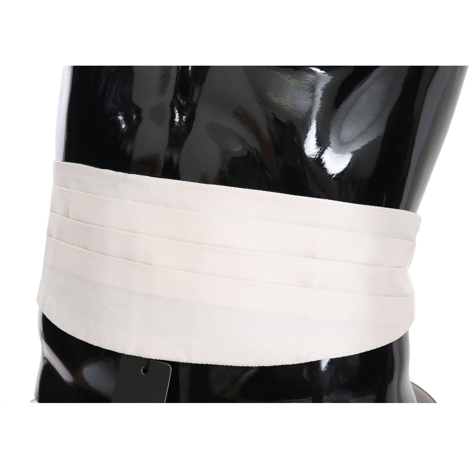 优雅的丝绸白色图案腰带