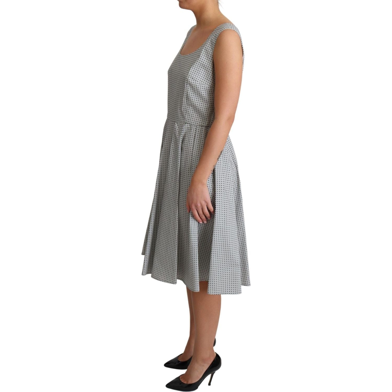 时尚圆点无袖 A 字形连衣裙