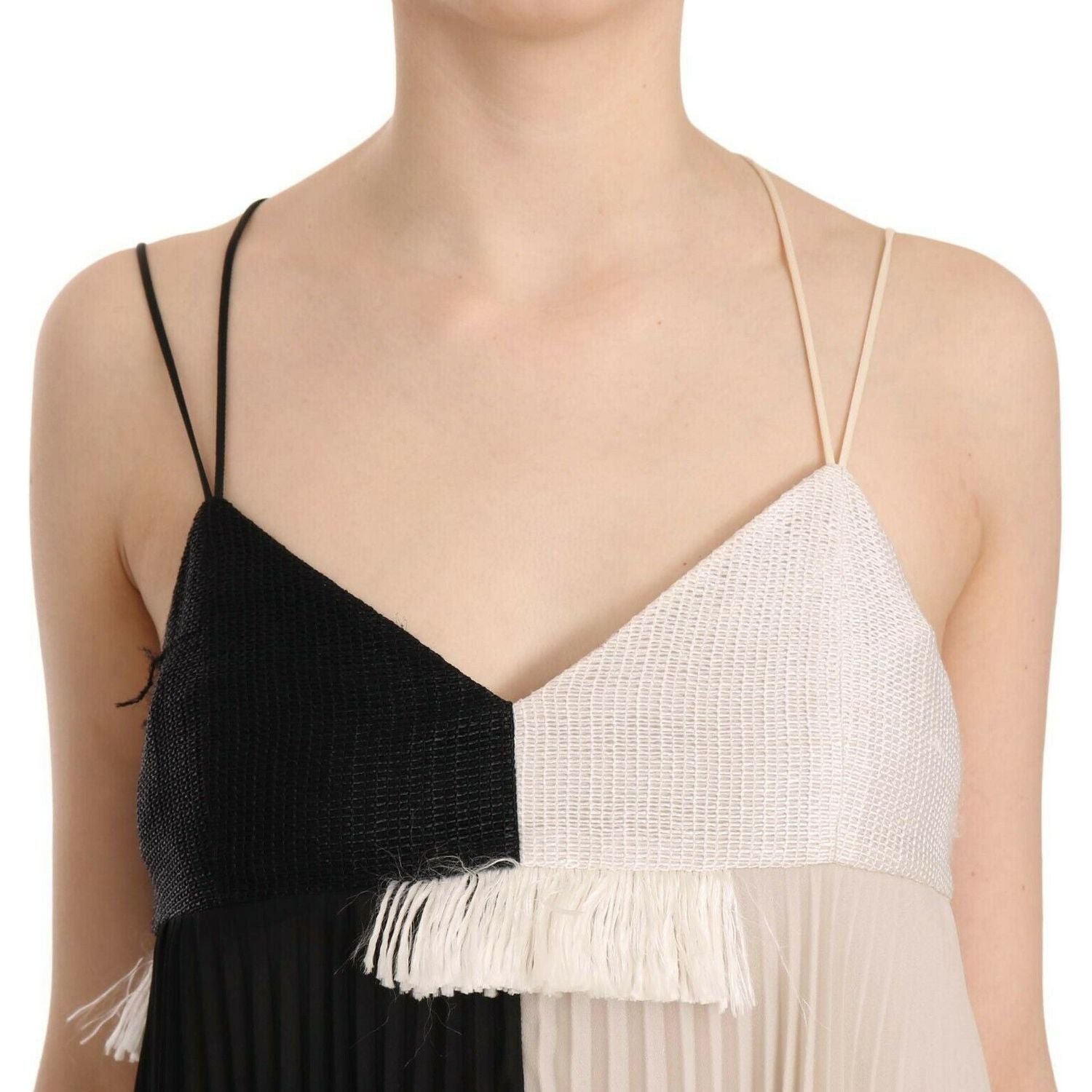 别致的 A 字形公主迷你连衣裙