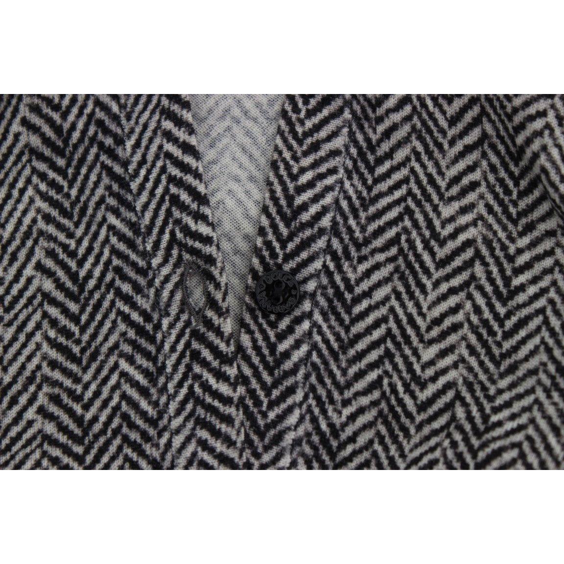 كارديجان صوف أنيق باللونين الأبيض والأسود من دولتشي آند غابانا