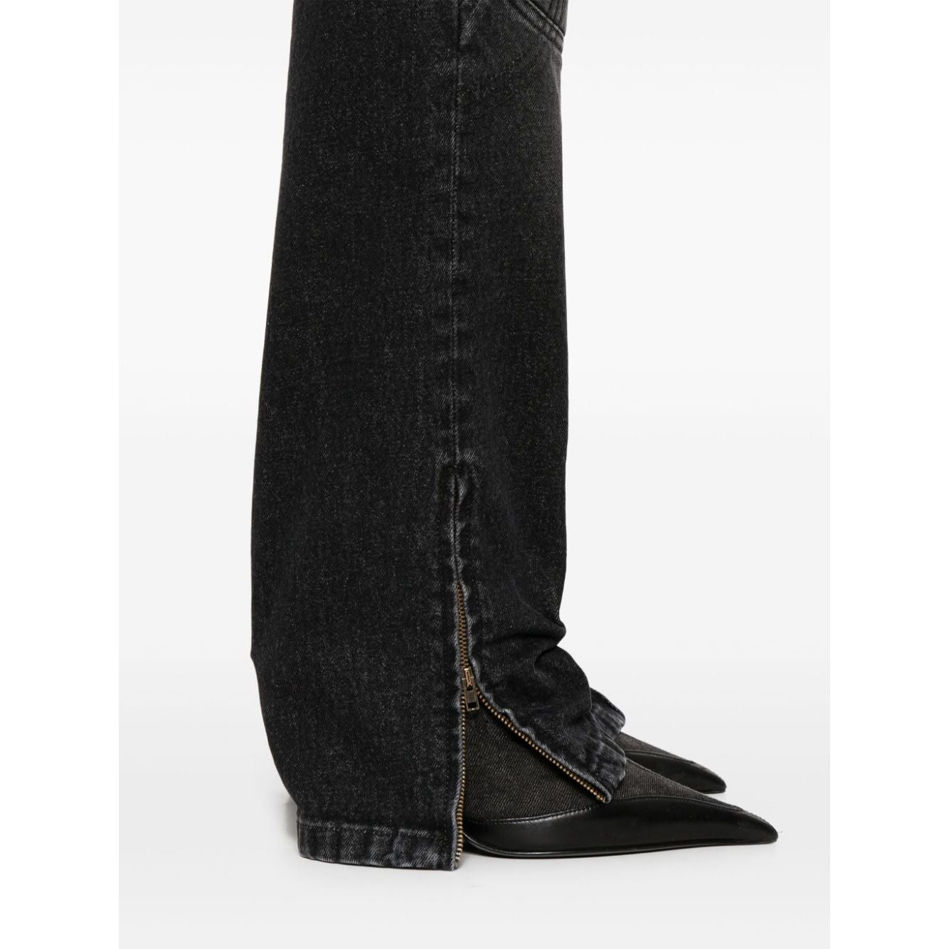 جينز جان بول غوتييه باللون الأسود