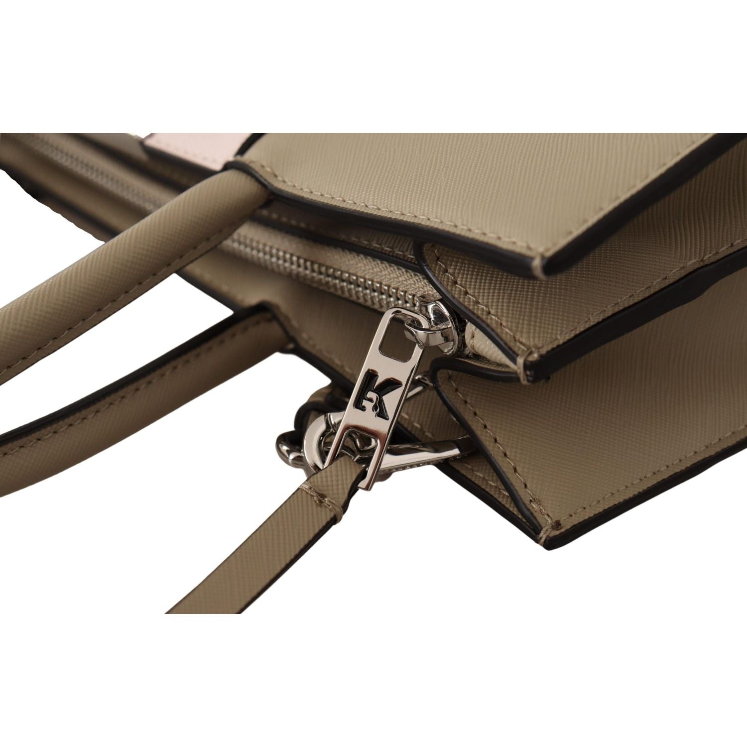 优雅的鼠尾草绿色手提单肩包