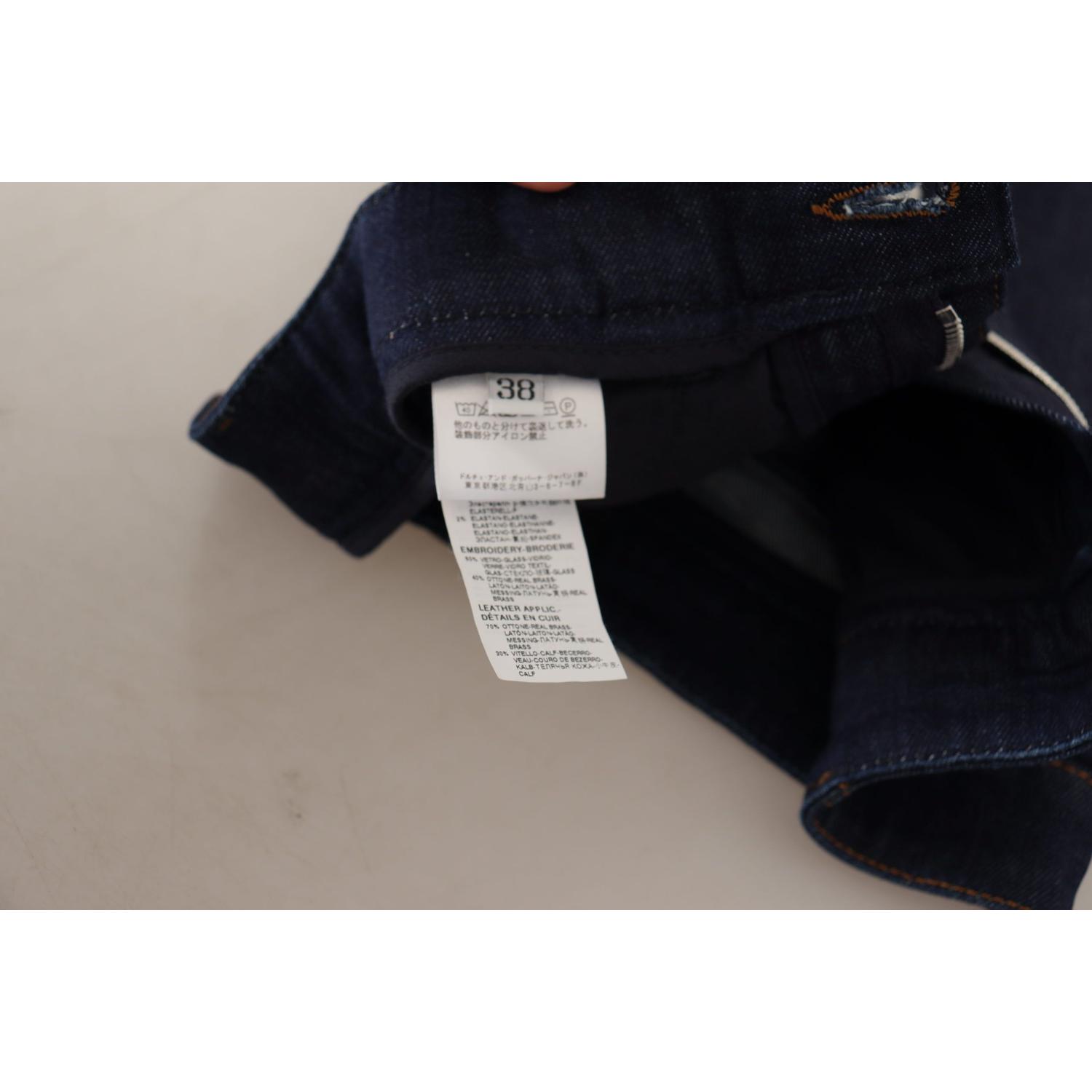 别致的高腰热裤短裤，带有水晶细节