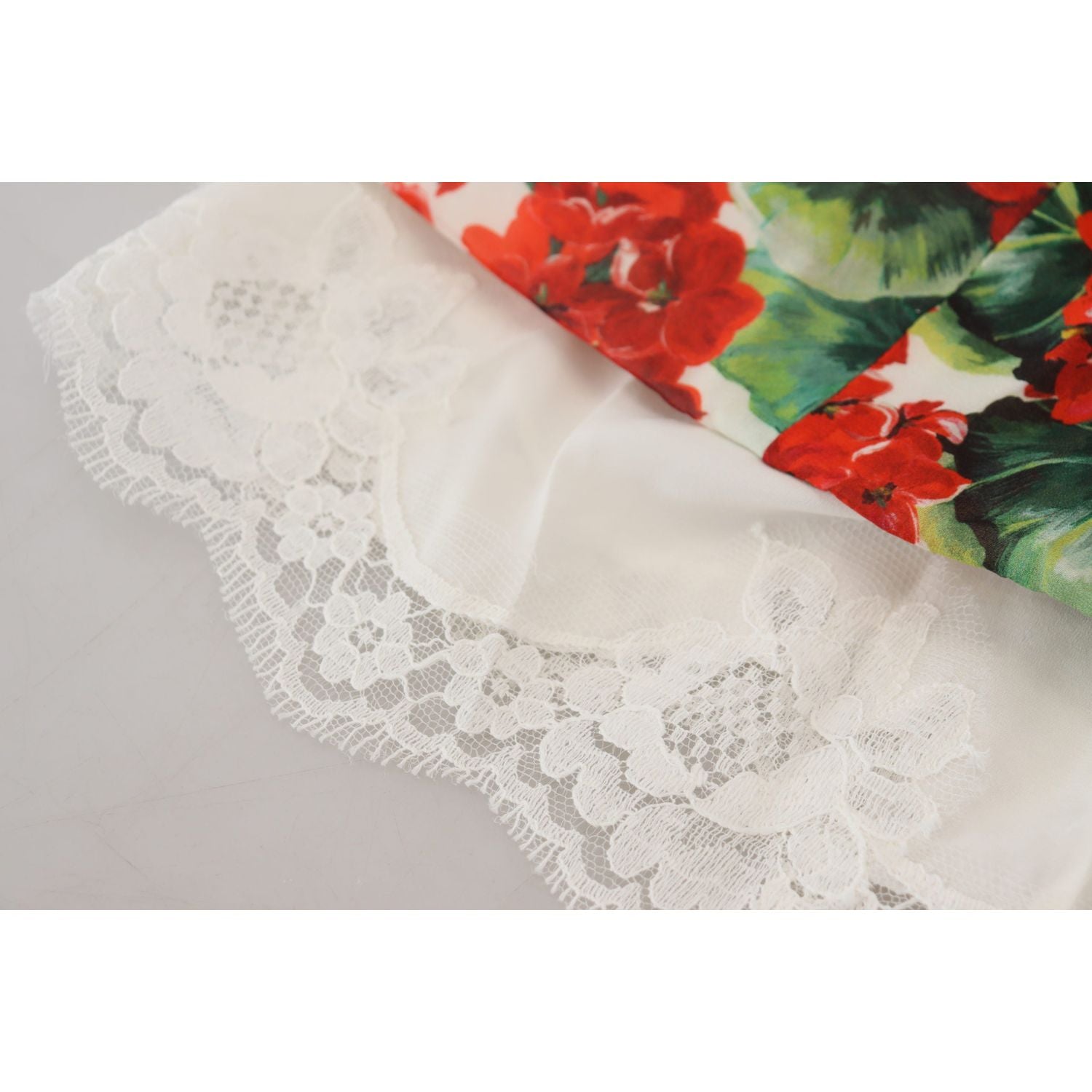 迷人花卉印花紧身连衣裙