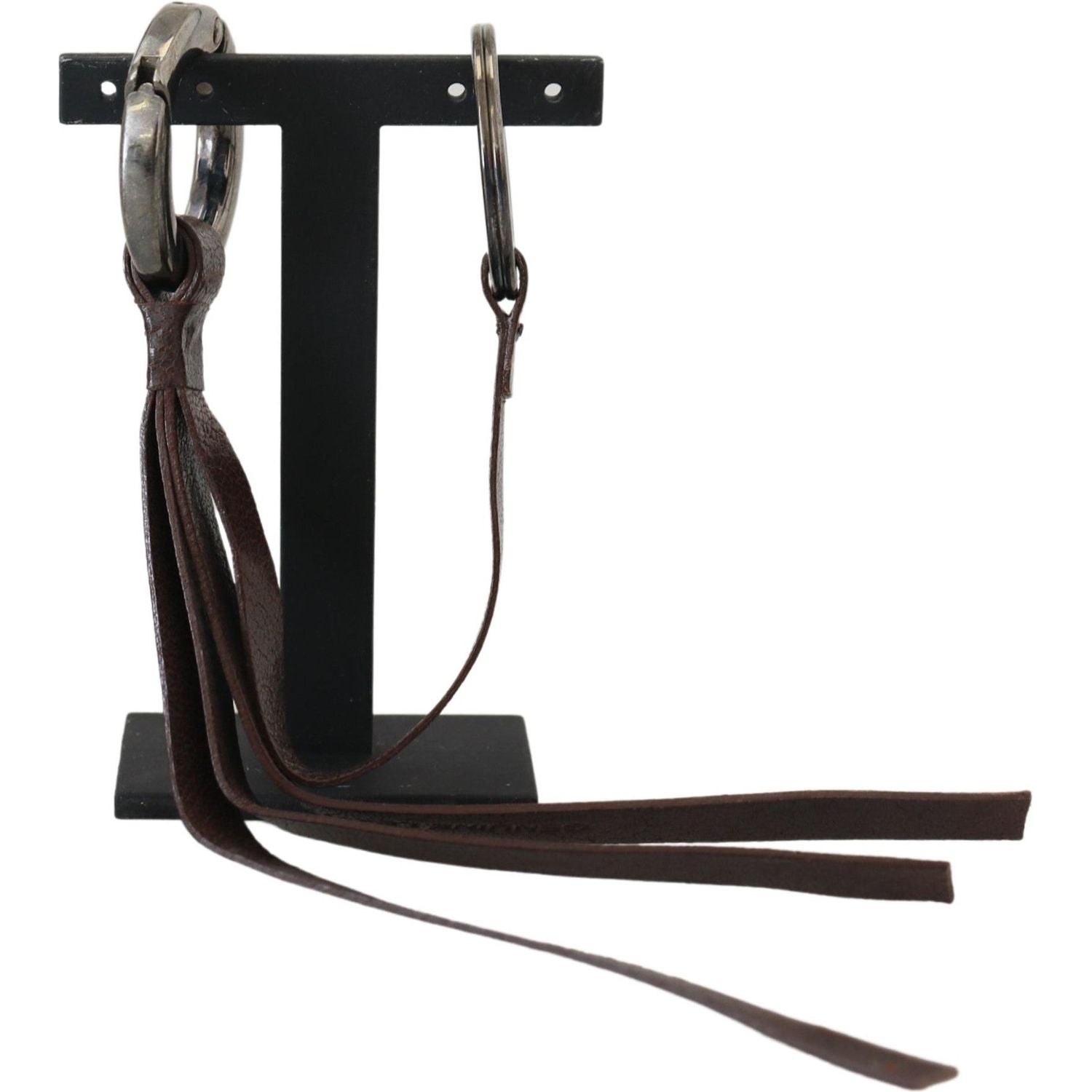 优雅黄铜和皮革钥匙扣饰品