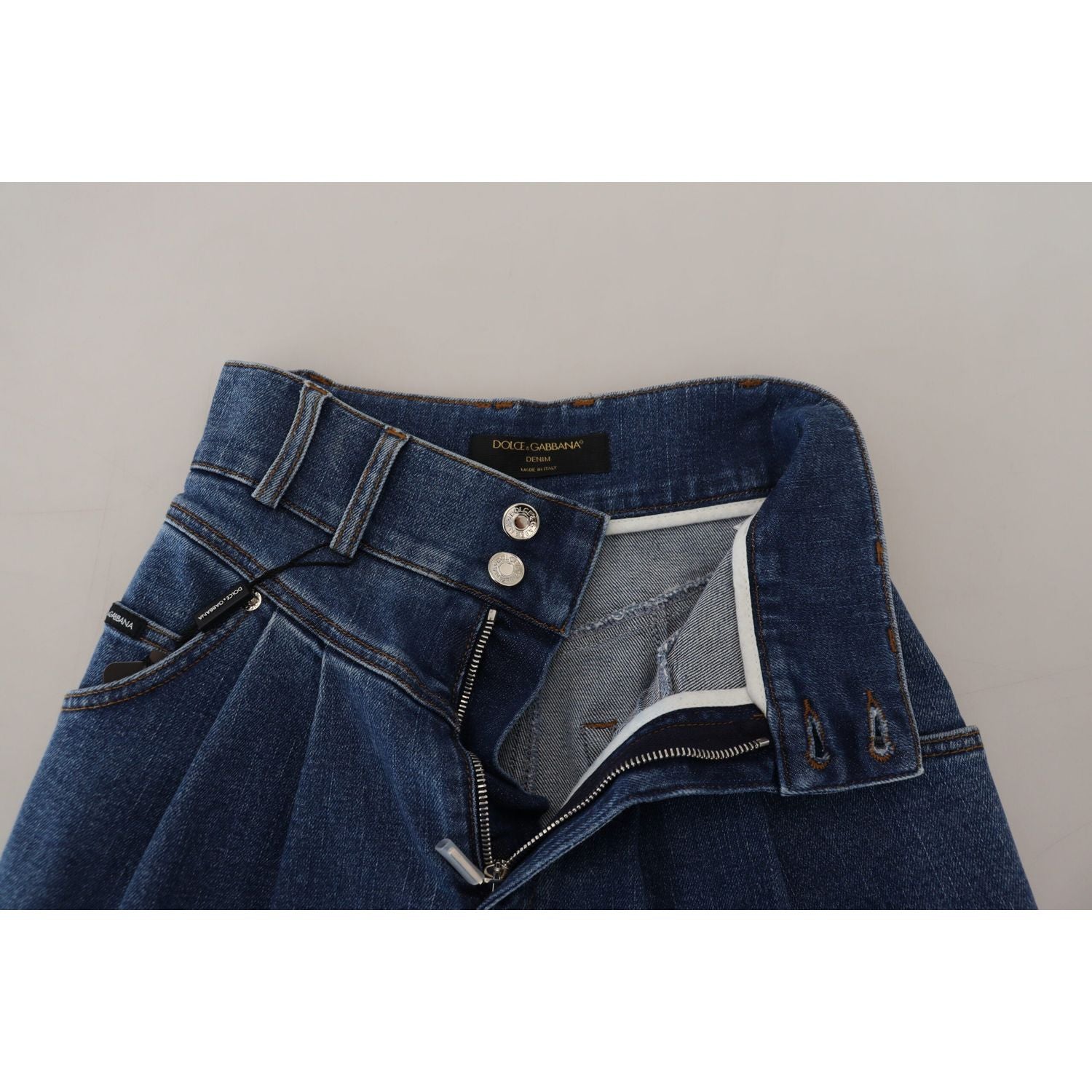 优雅高腰蓝色牛仔裤