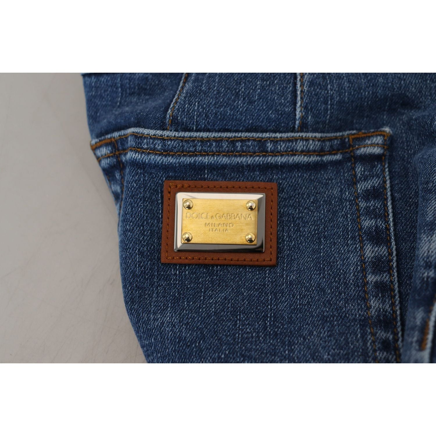 优雅高腰蓝色牛仔裤