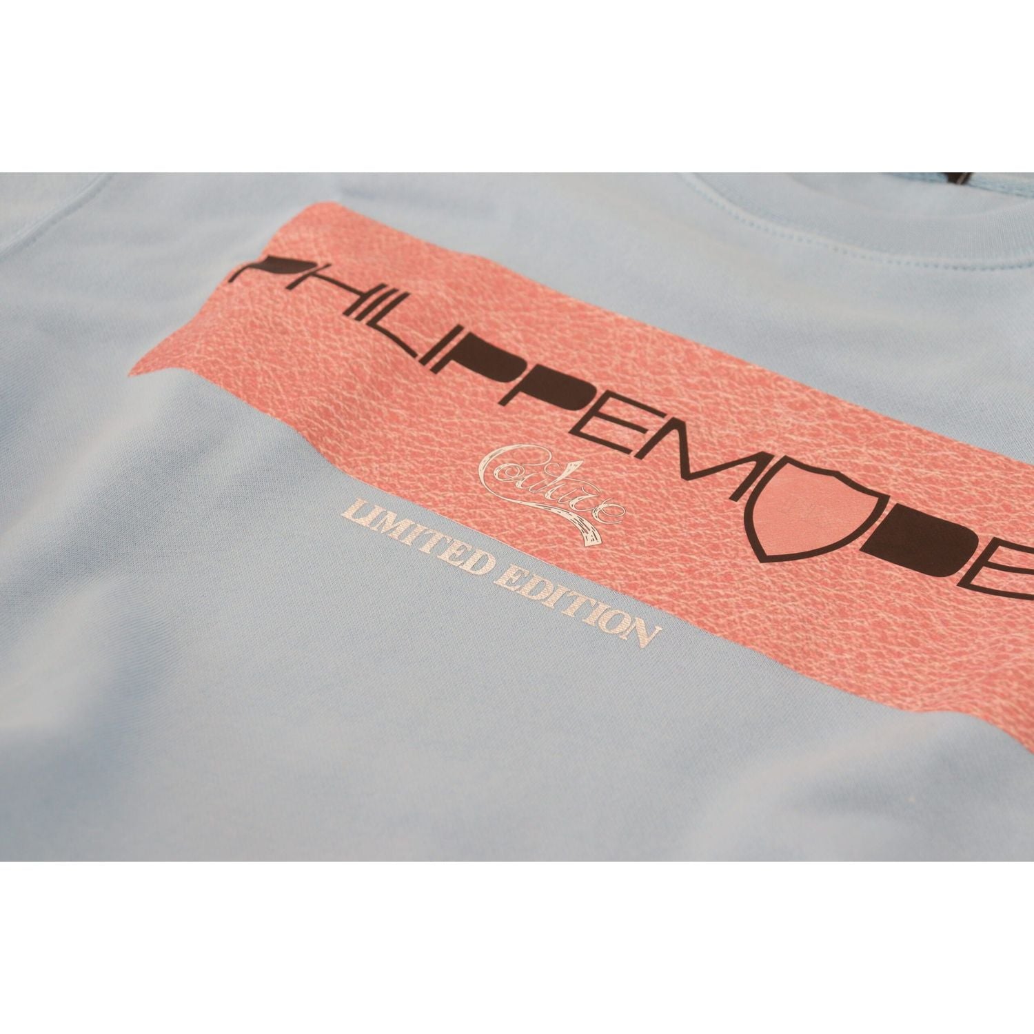 سترة فيليب موديل الأنيقة ذات الأكمام الطويلة باللون الأزرق الفاتح