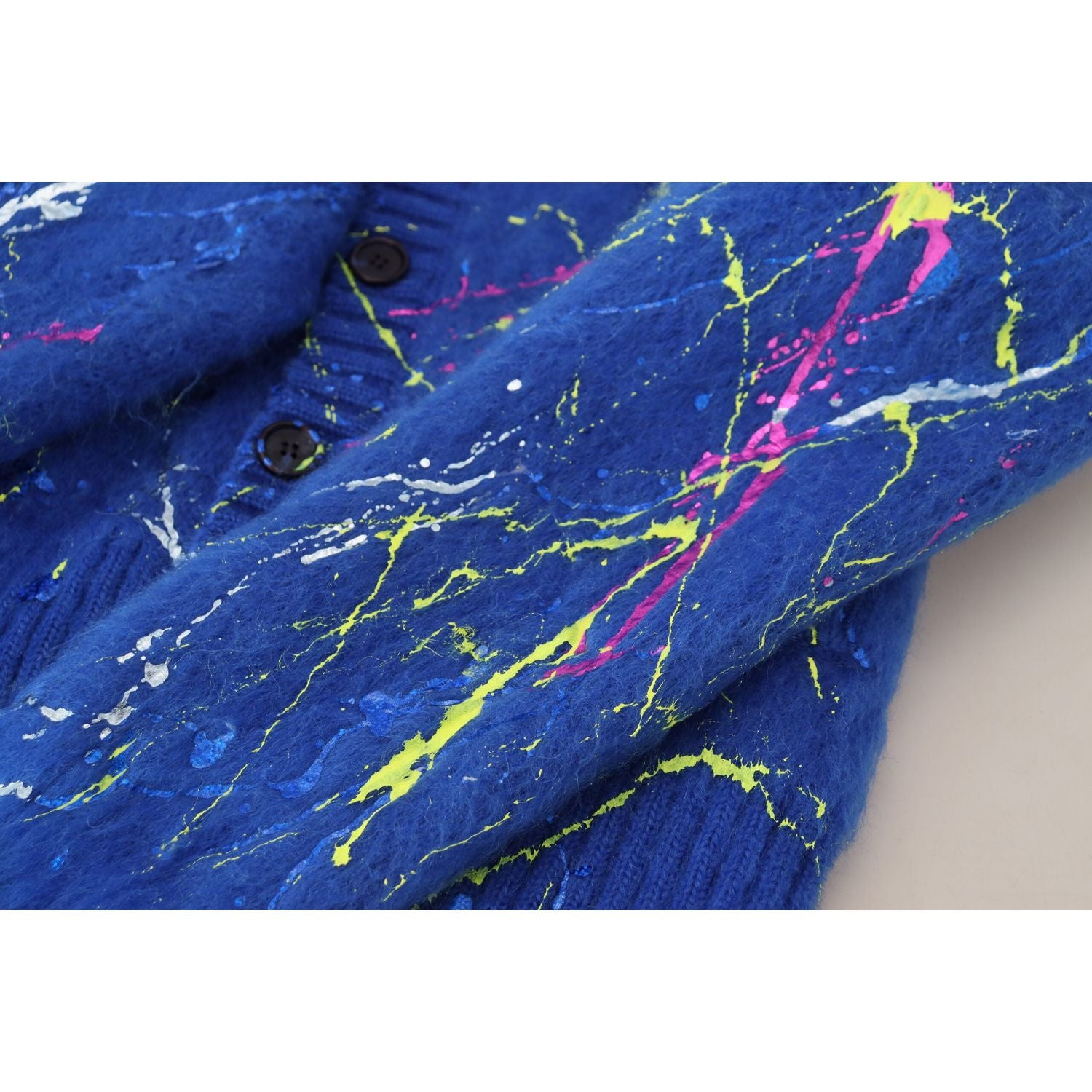 كارديجان من الموهير متعدد الألوان من دولتشي آند غابانا