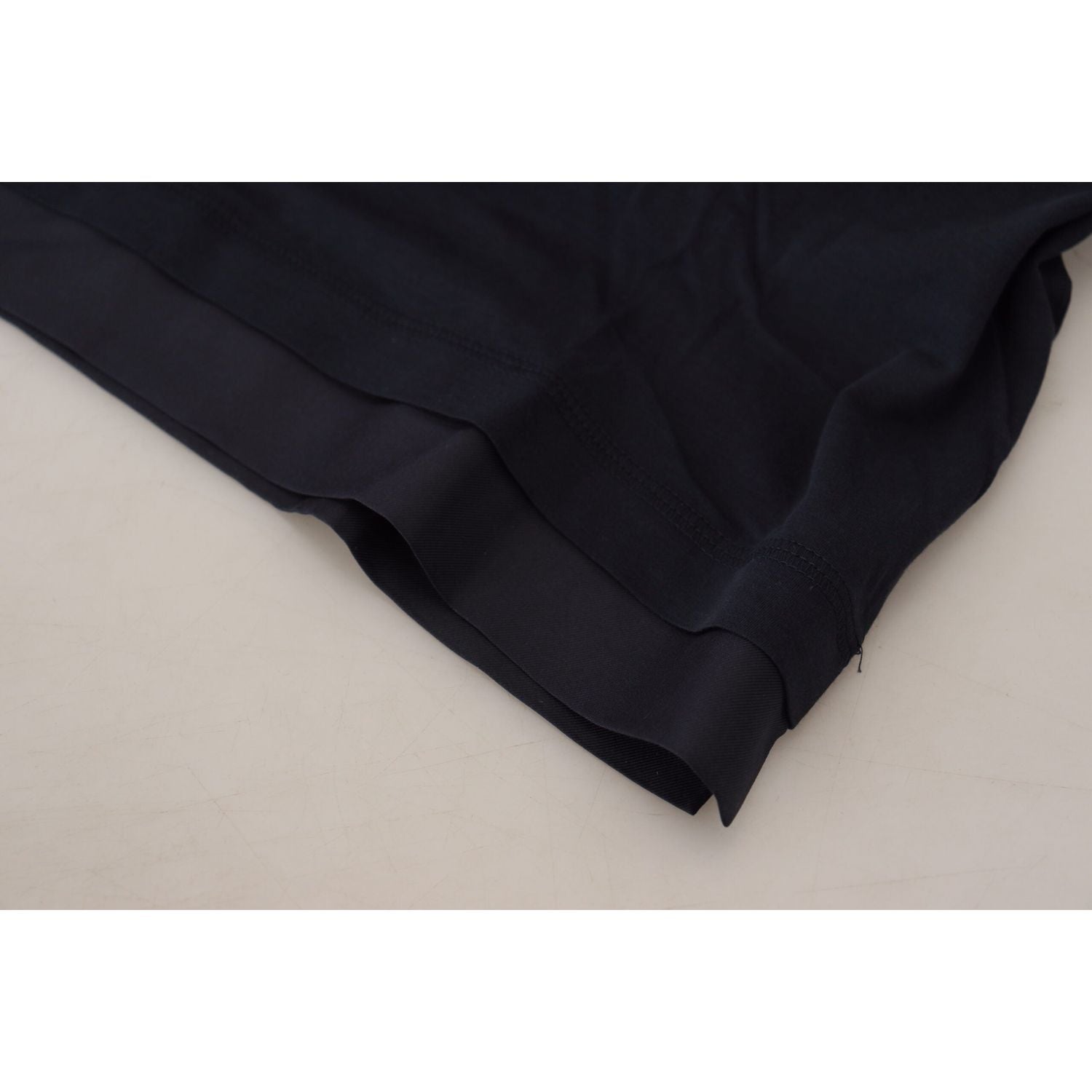 بلوفر دولتشي آند غابانا الأنيق المصنوع من مزيج القطن والحرير باللون الأزرق