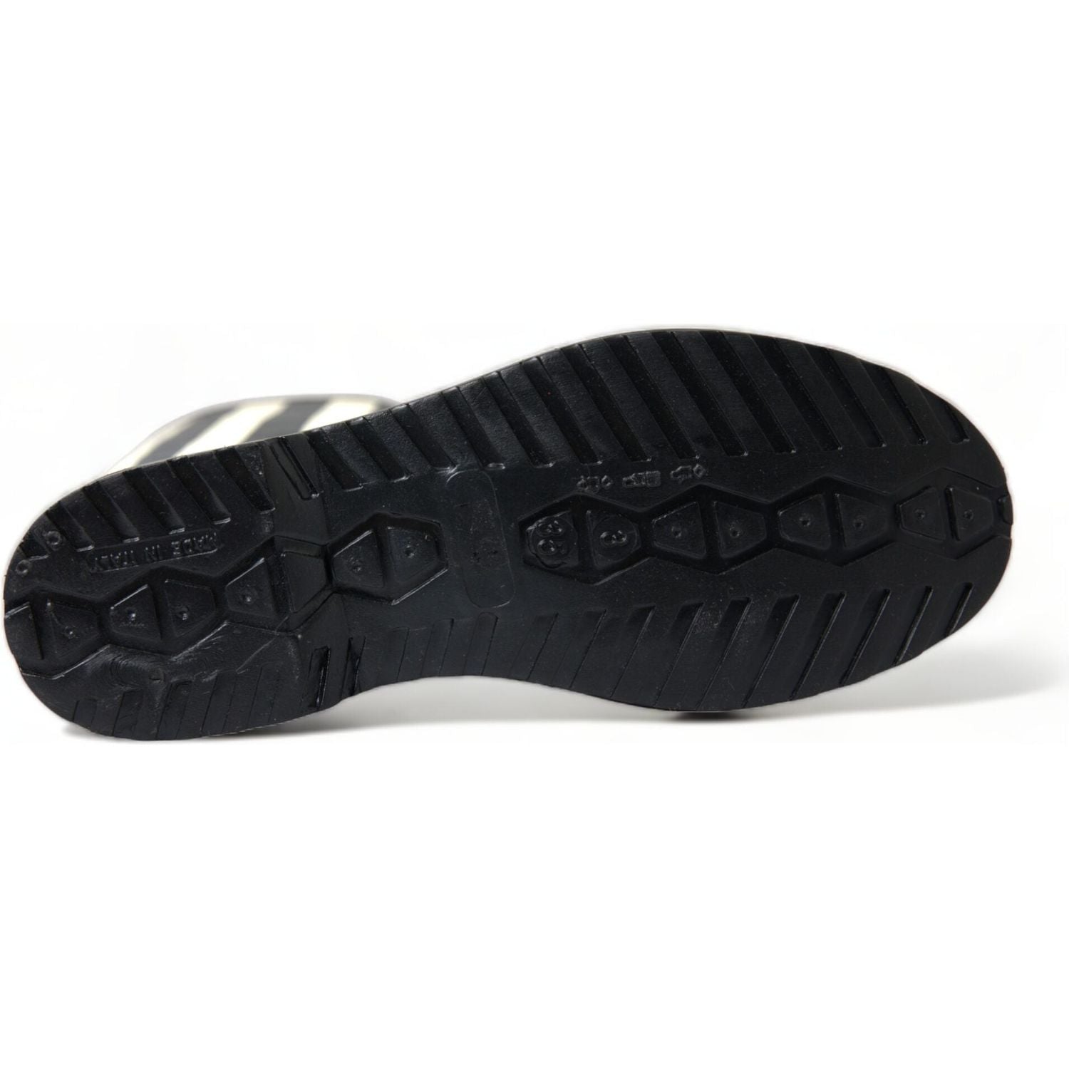 حذاء طويل حتى الركبة مخطط باللونين الأبيض والأسود من دولتشي آند غابانا