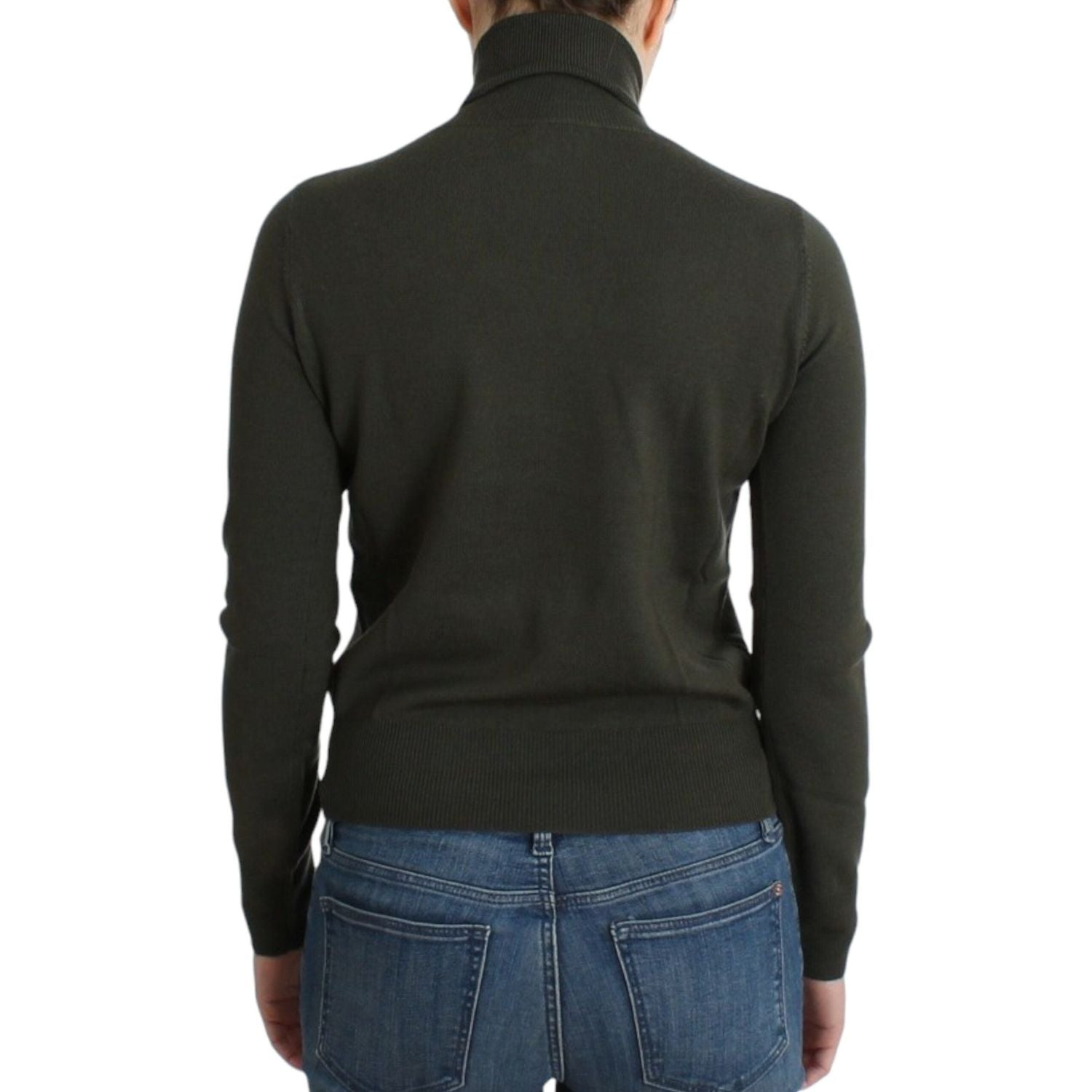 别致的绿色高领纯羊毛毛衣