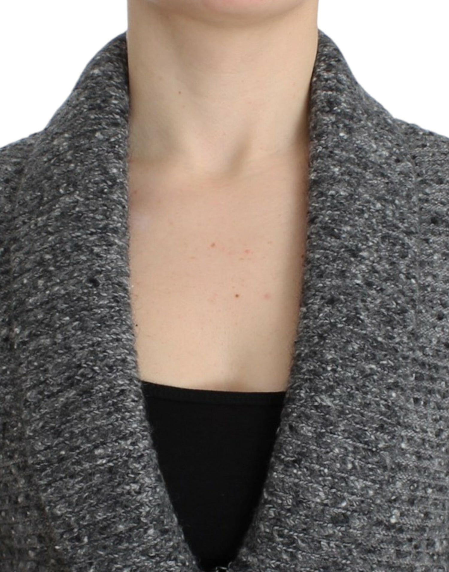 Front view with bag zipped and handles upright.