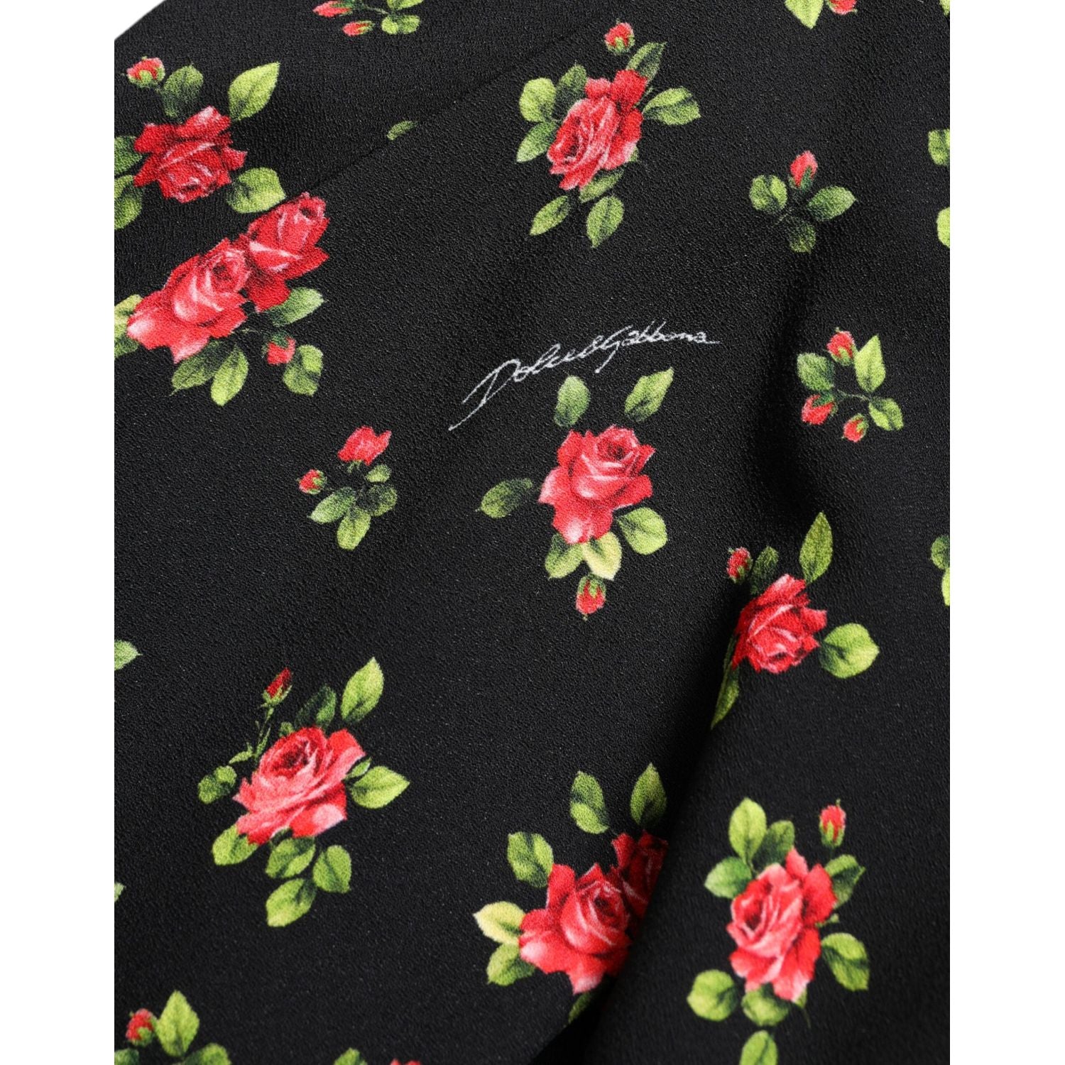 تنورة قصيرة من دولتشي آند غابانا بنقشة الزهور وقصة A وخصر مرتفع