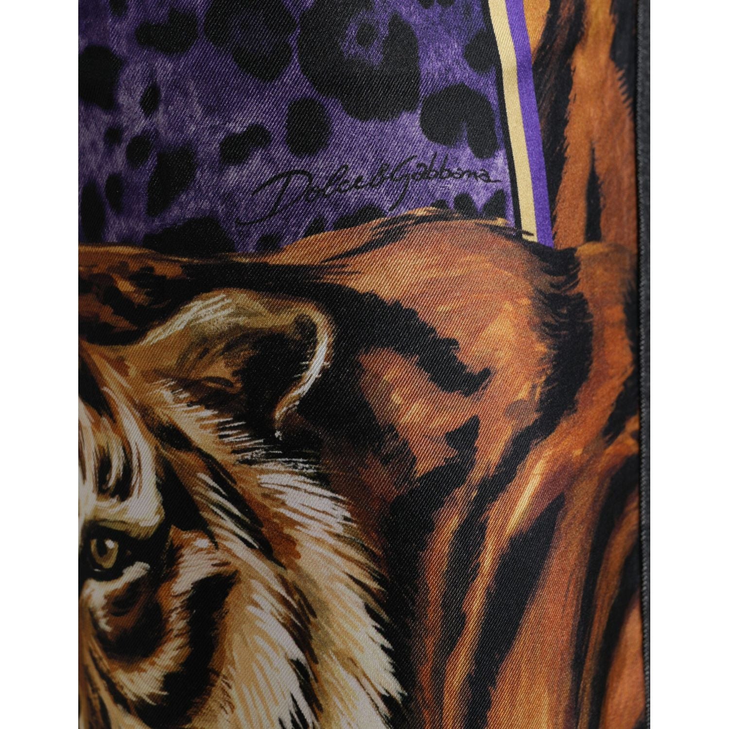 多色虎纹宽松牛仔裤