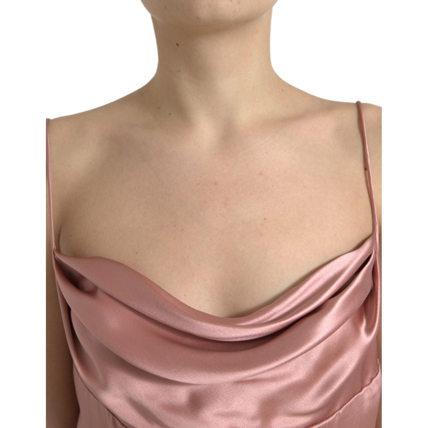 优雅粉色真丝长袍