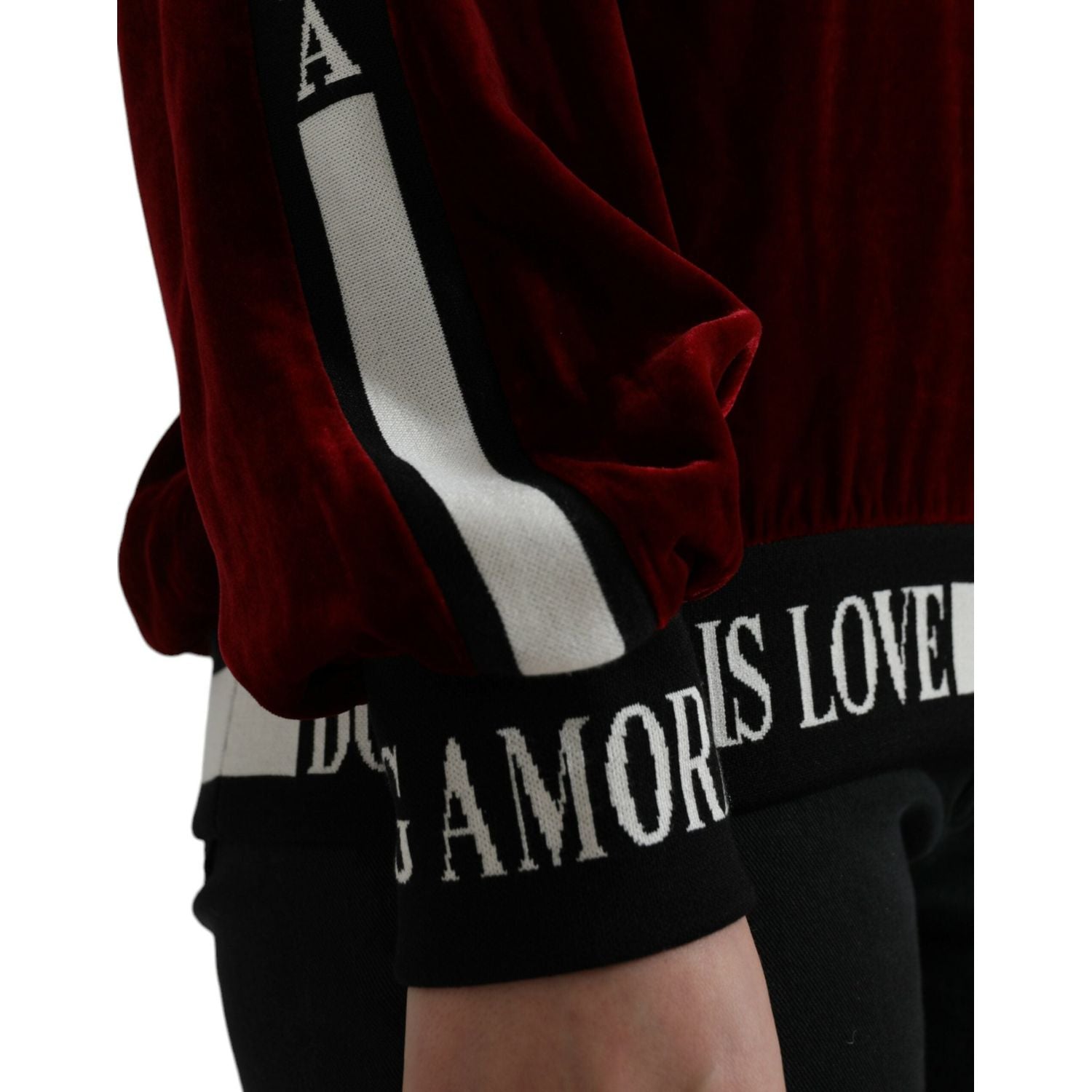 优雅的勃艮第色真丝混纺毛衣