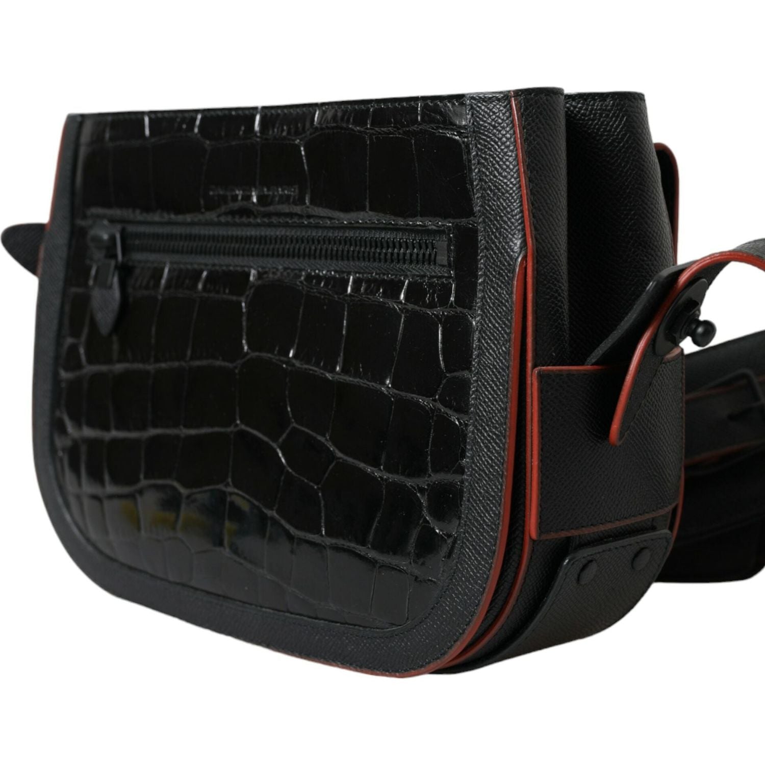 حقيبة كاميرا أنيقة من الجلد الفاخر من Balenciaga