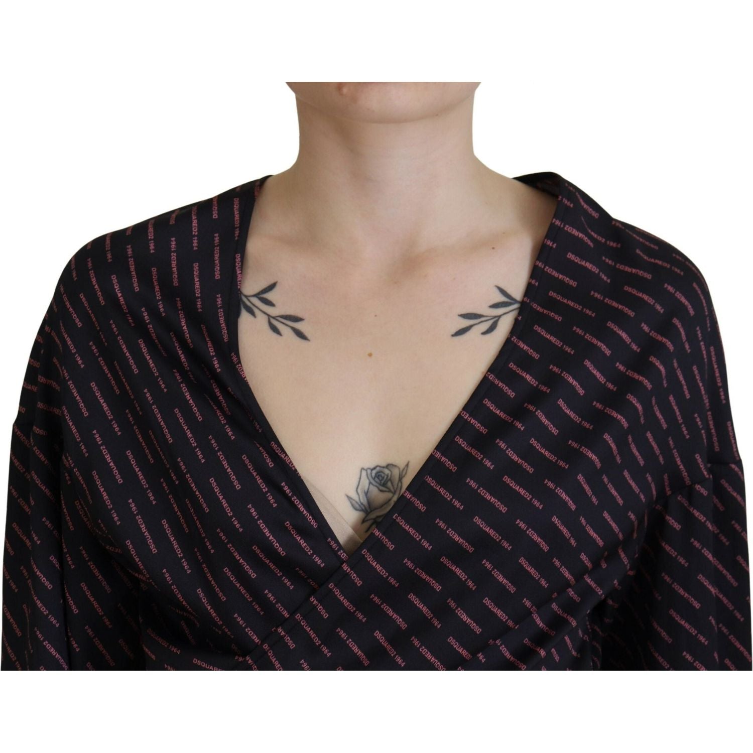 黑色涤纶短款徽标印花衬衫上衣