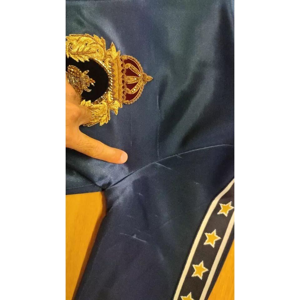 سترة كينج بي مخططة بشعار دولتشي آند غابانا باللون الأزرق