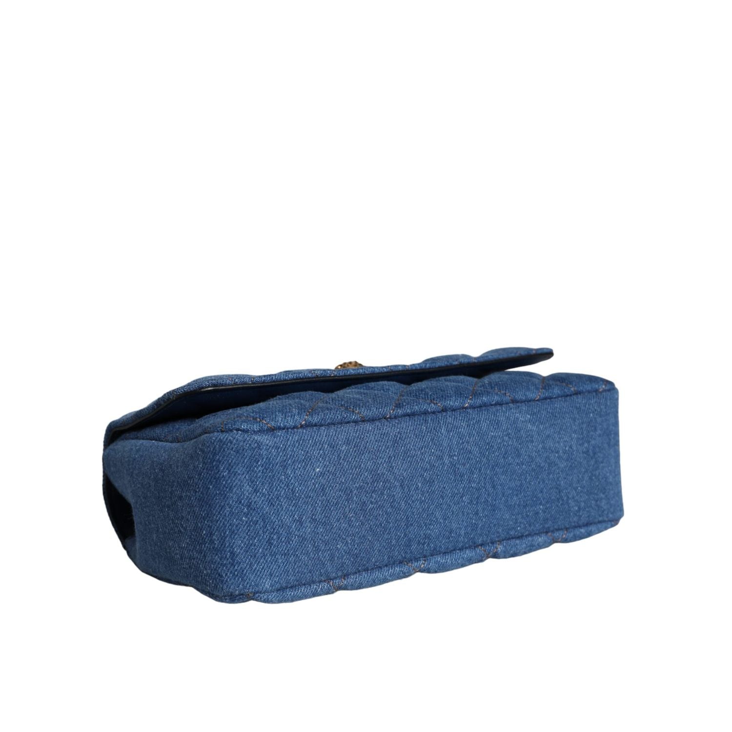 حقيبة كتف من الجلد المبطن باللون الأزرق من فيرساتشي