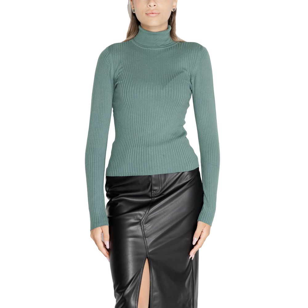 Jacqueline De Yong Turquoise Viscose Sweatshirt with roll neck and long sleeves on model