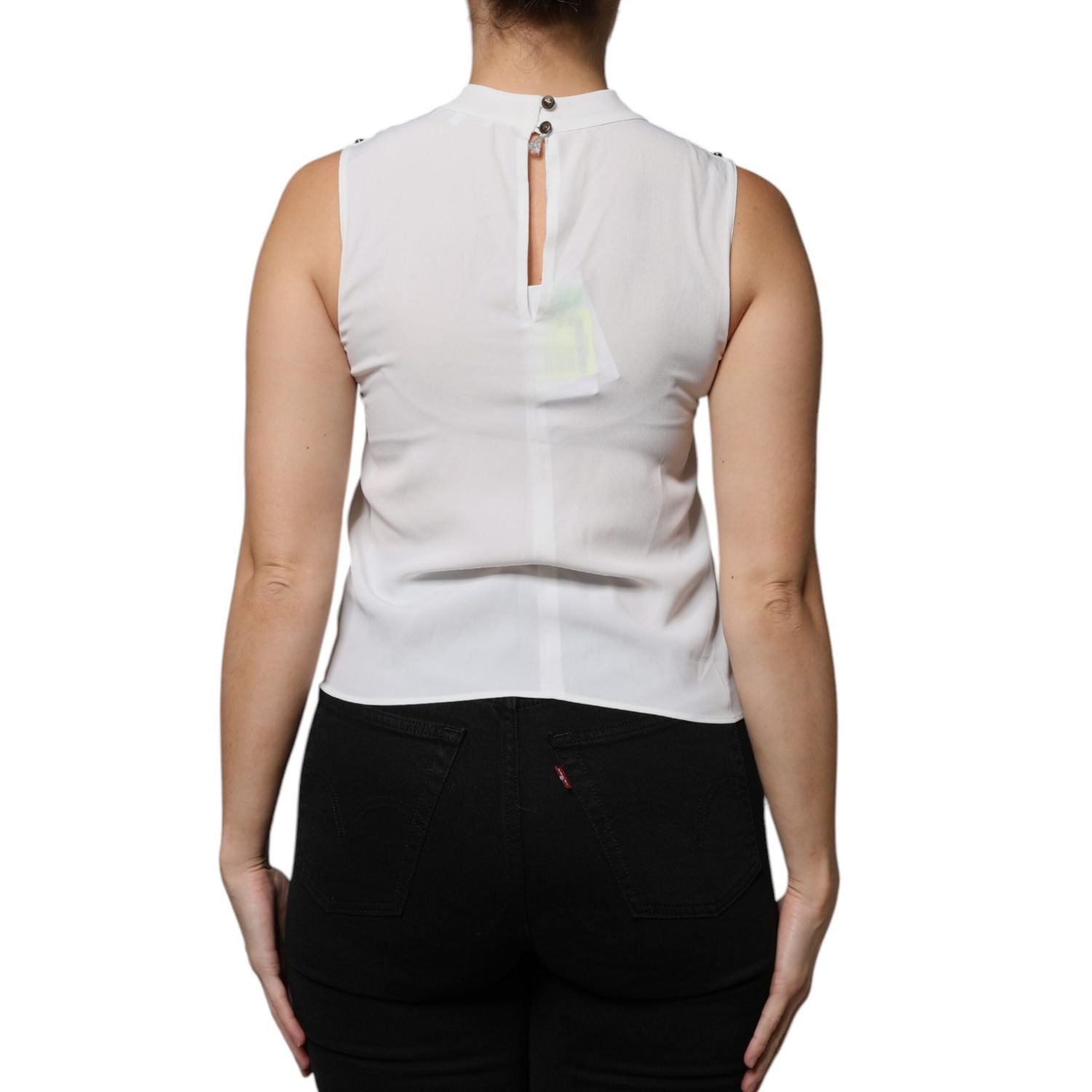 Front view with bag zipped and handles upright.