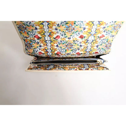 Dolce & Gabbana Beige Leather Trifold Logo Plaque Card Holder Wallet