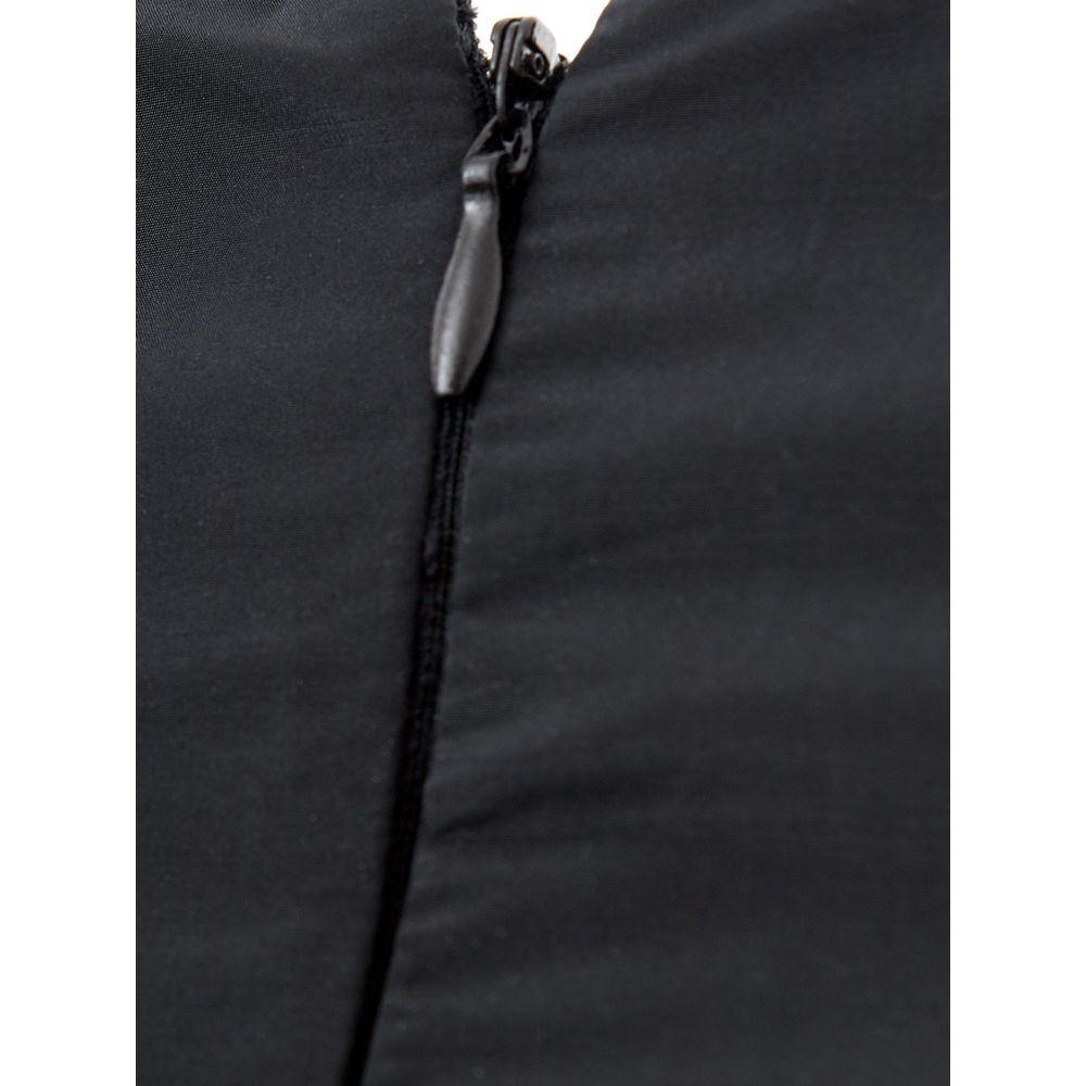 优雅黑色涤纶连衣裙