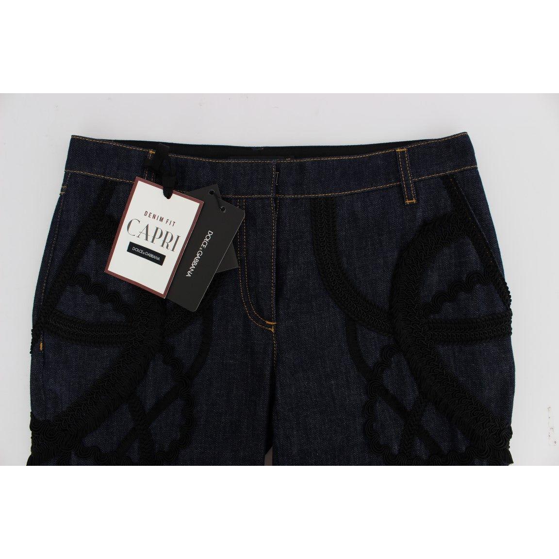 刺绣卡普里牛仔裤，尽显优雅气质