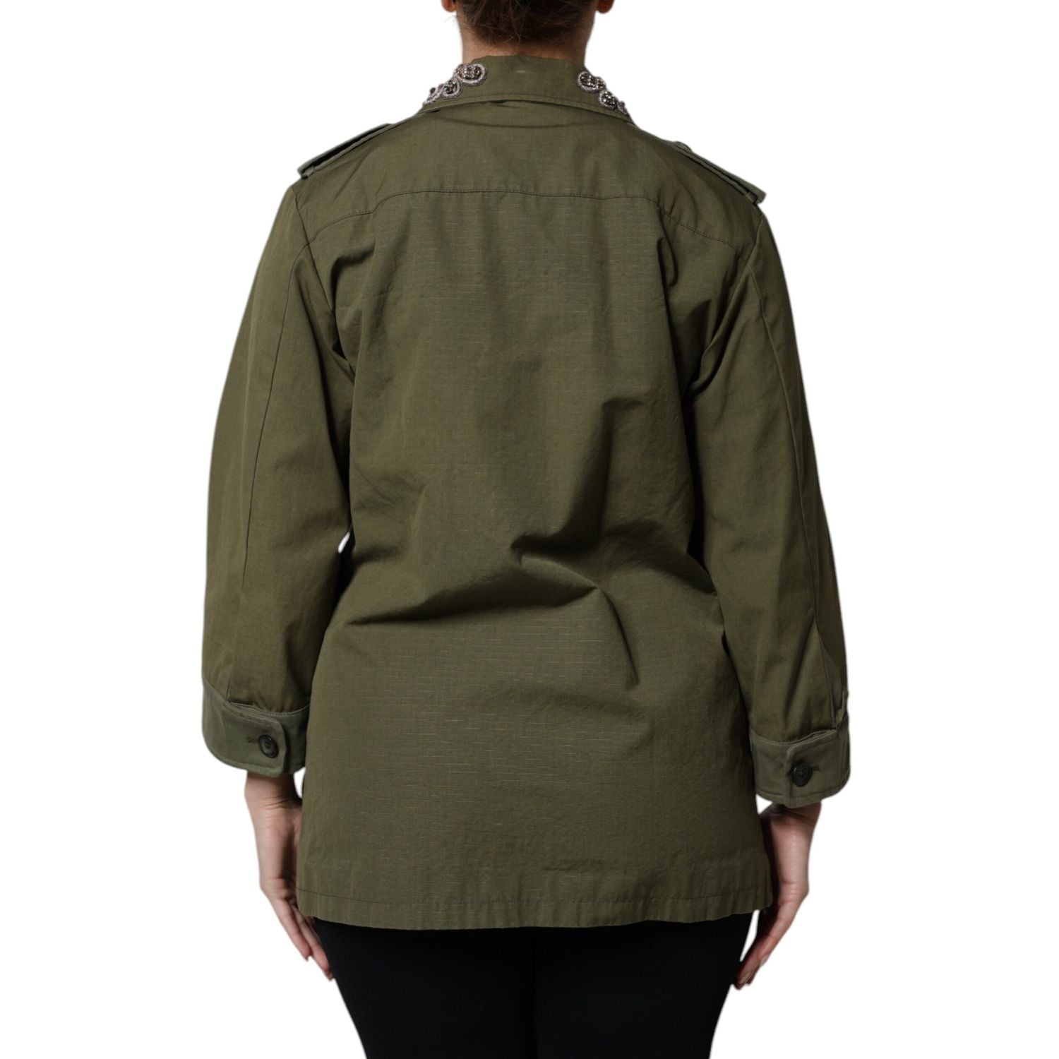 Front view with bag zipped and handles upright.