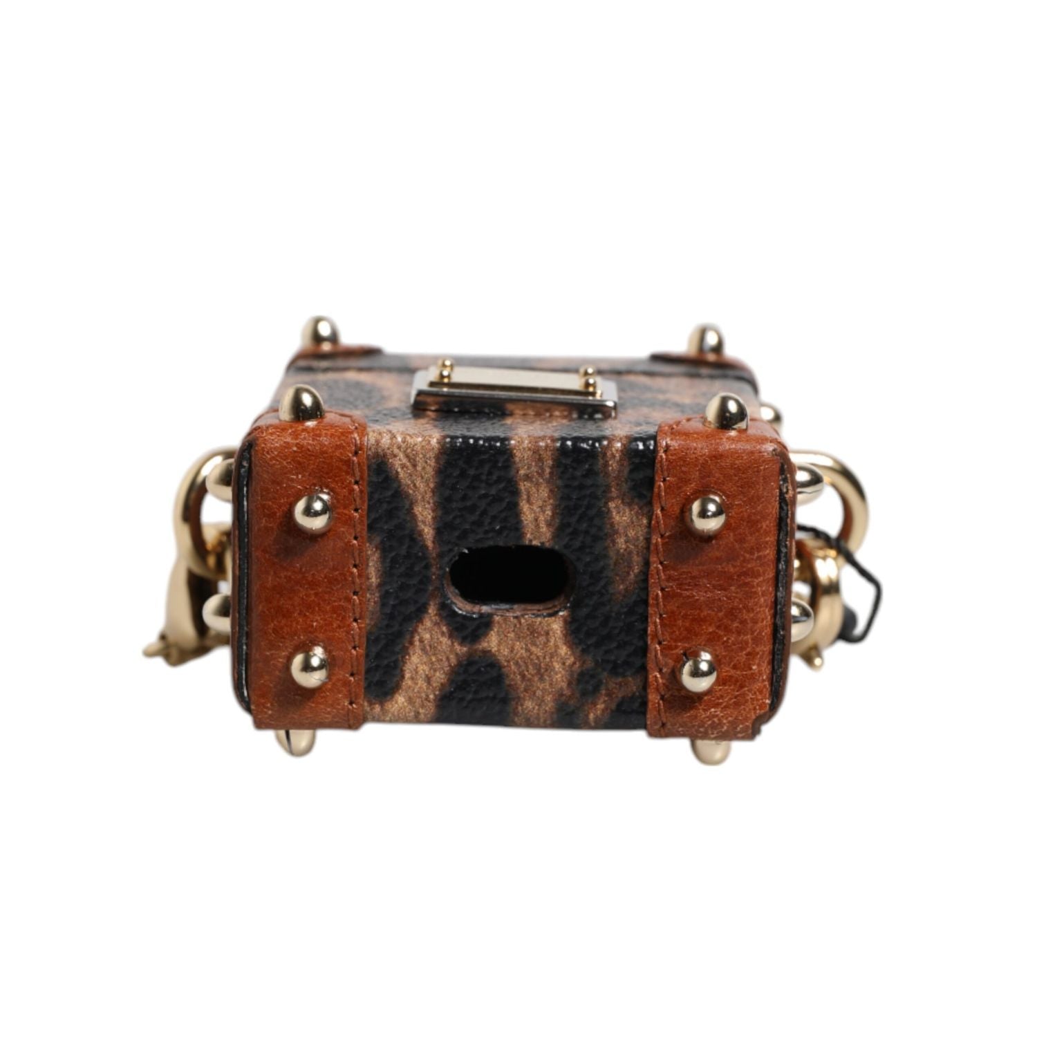 Front view with bag zipped and handles upright.