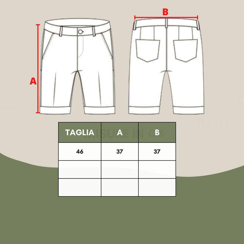 优雅的白色涤纶泳裤