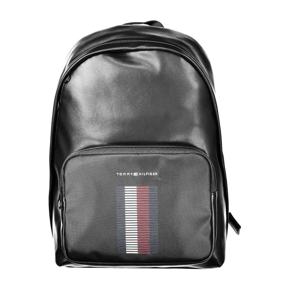 Front view with bag zipped and handles upright.