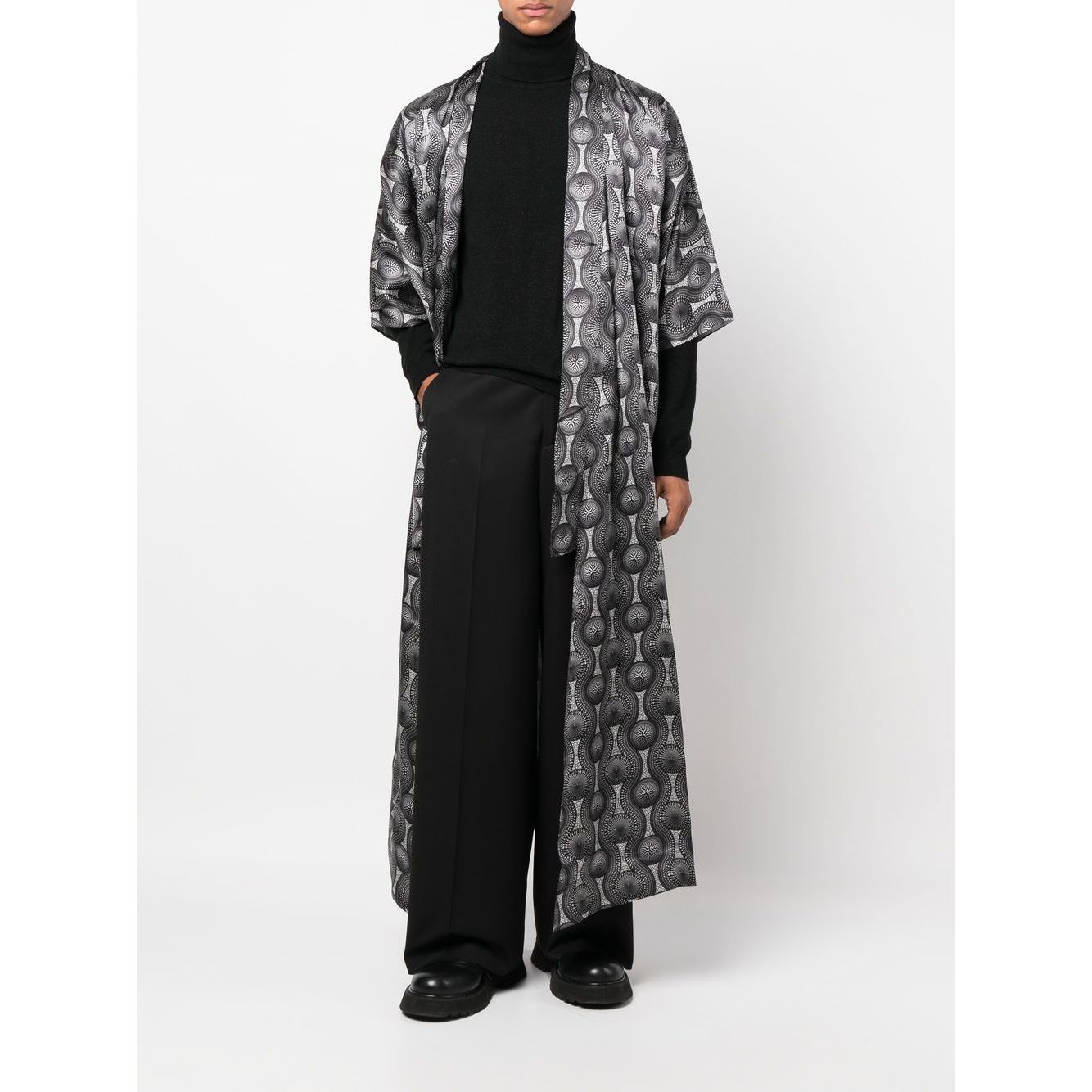 فساتين OZWALD BOATENG باللون الرمادي