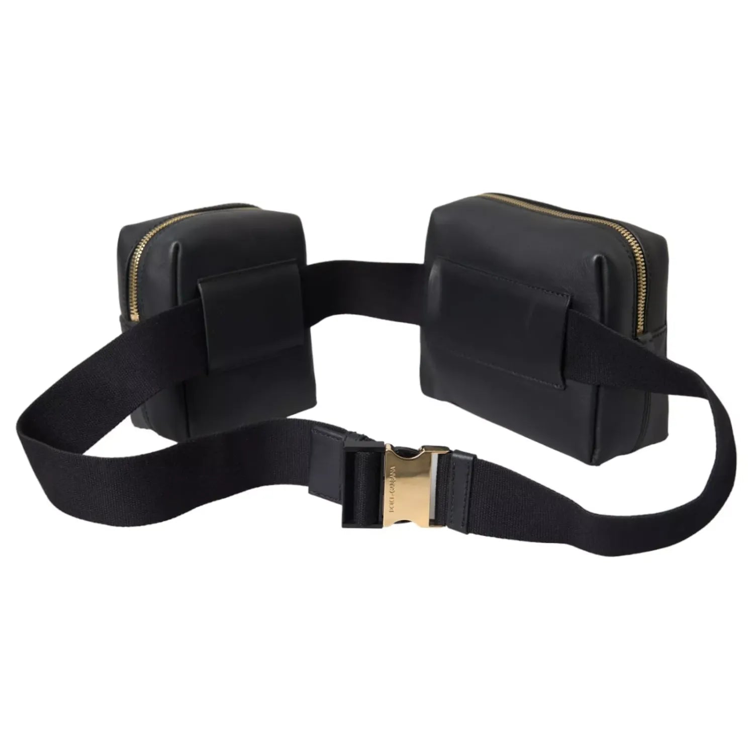 Front view with bag zipped and handles upright.