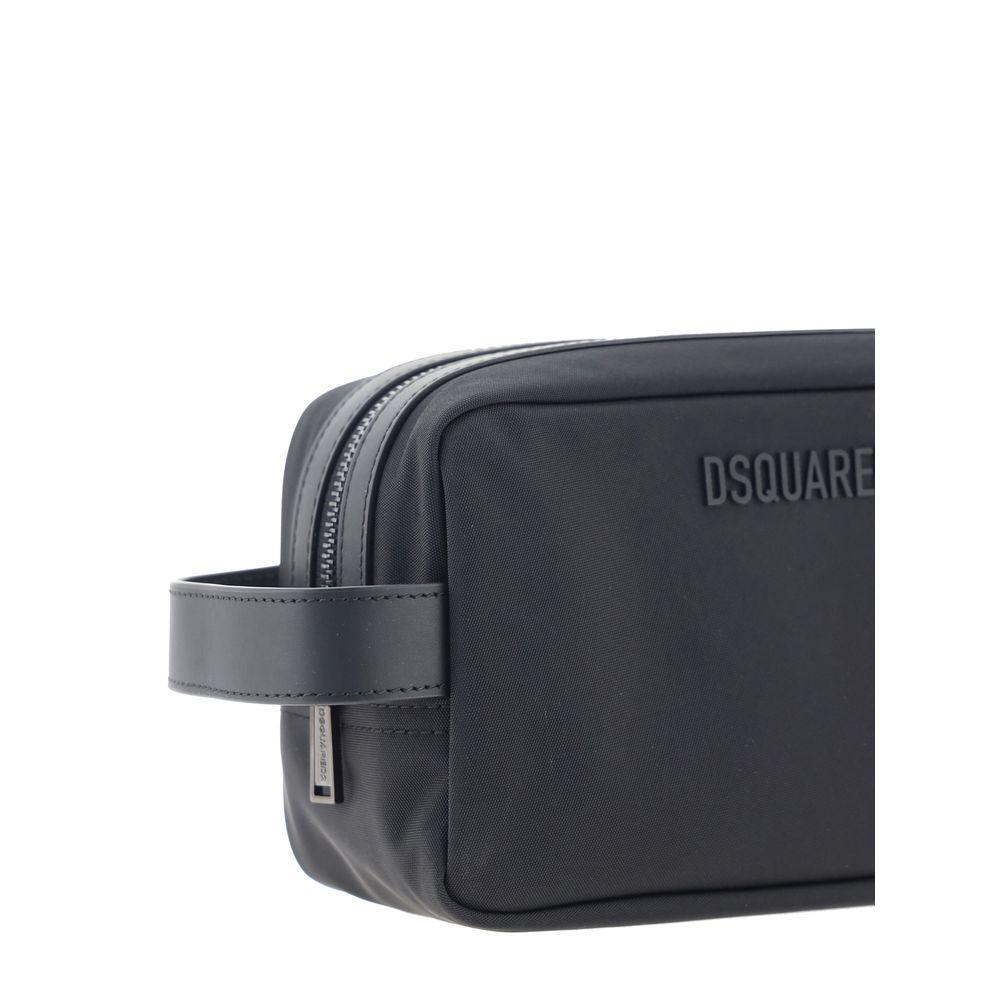 Front view with bag zipped and handles upright.