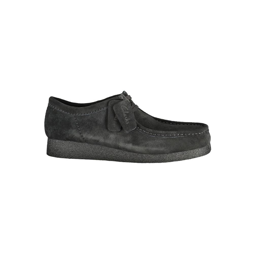 Clarks Black Leather Men Sneaker in black suede finish with Clarks logo, showcasing stylish design and comfort for streetwear fashion.
