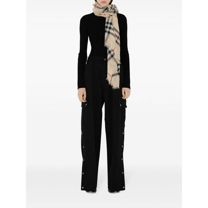 Burberry Check wool scarf