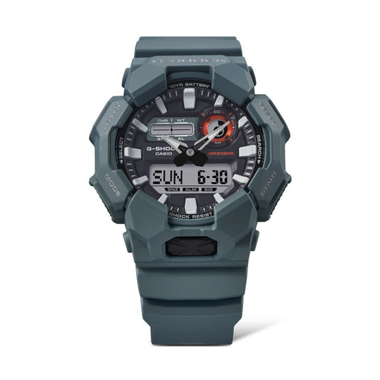 CASIO G-SHOCK Mod. NEW RUGGED BASIC Analog-Digital 10-Year Battery wristwatch in carbon and resin with multifunction dial.