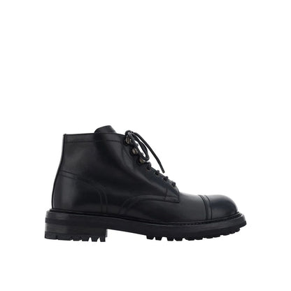 Dolce & Gabbana Black Calfskin Lace-Up Boots featuring leather composition and round toe for men