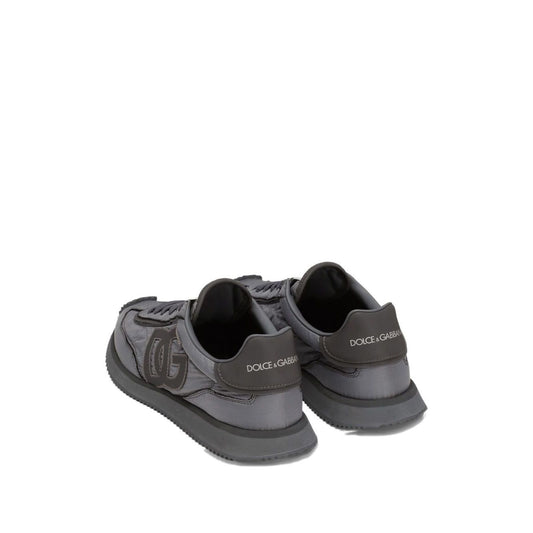 Dolce & Gabbana Sneakers Grey with embroidered logo, lace-up, flat rubber sole, and padded collar