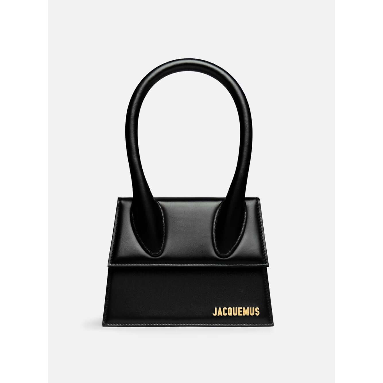 Jacquemus Le Chiquito Moyen Black Bag with gold hardware, featuring reinforced handle and magnetic closure, 18 x 13.5 cm, made in Italy.