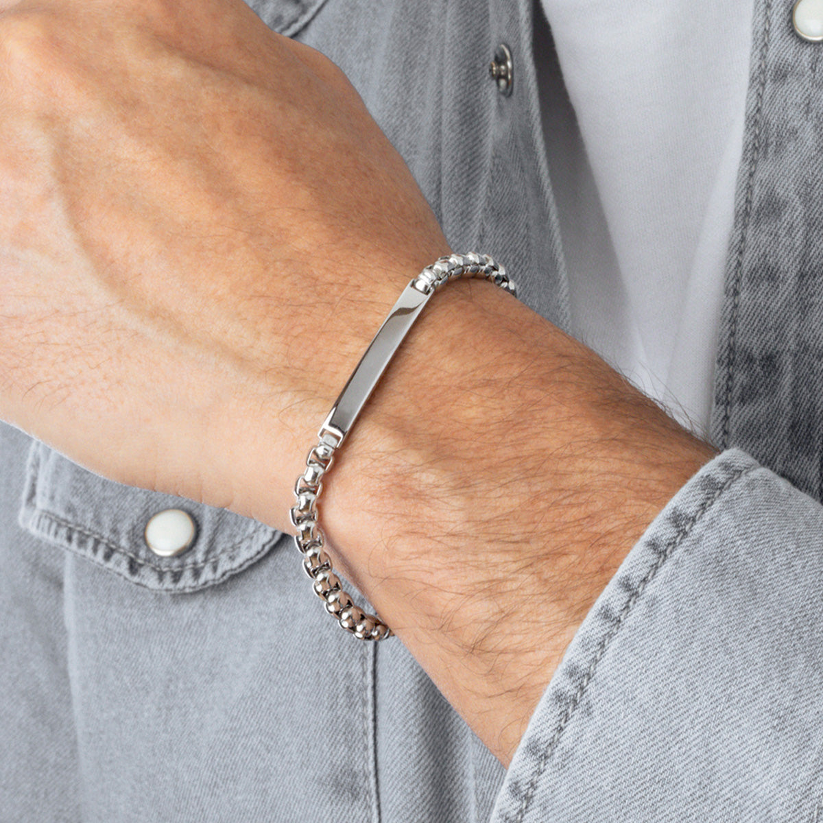 LOTUS JEWELS JEWELRY Mod. LS2365-2/1 silver bracelet on wrist, stylish men's accessory